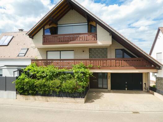 Doppelhaushälfte zum Kauf 579.000 € 8 Zimmer 245 m² 215 m² Grundstück Hochdorf Hochdorf-Assenheim 67126