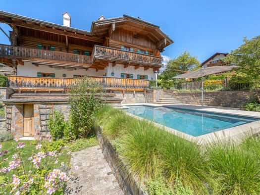 Villa zum Kauf 2.900.000 € 9 Zimmer 287 m² 1.291 m² Grundstück Bayerisch Gmain 83457