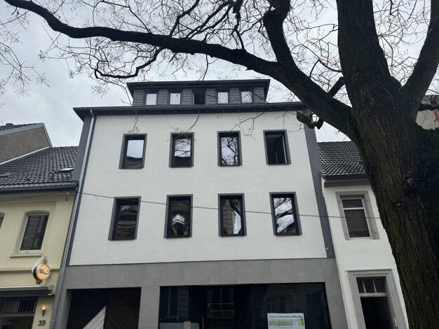 Wohn- und Geschäftshaus zum Kauf provisionsfrei als Kapitalanlage geeignet 1.395.000 € 882 m² 432 m² Grundstück Oberstraße 41 Uerdingen - Markt Krefeld 47829