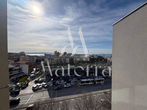 Wohnung zum Kauf 450.000 € 4 Zimmer Split 21000