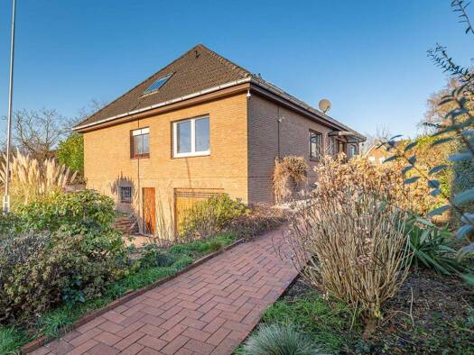 Einfamilienhaus zum Kauf 428.000 € 6 Zimmer 197,1 m² 895 m² Grundstück Drochtersen 21706