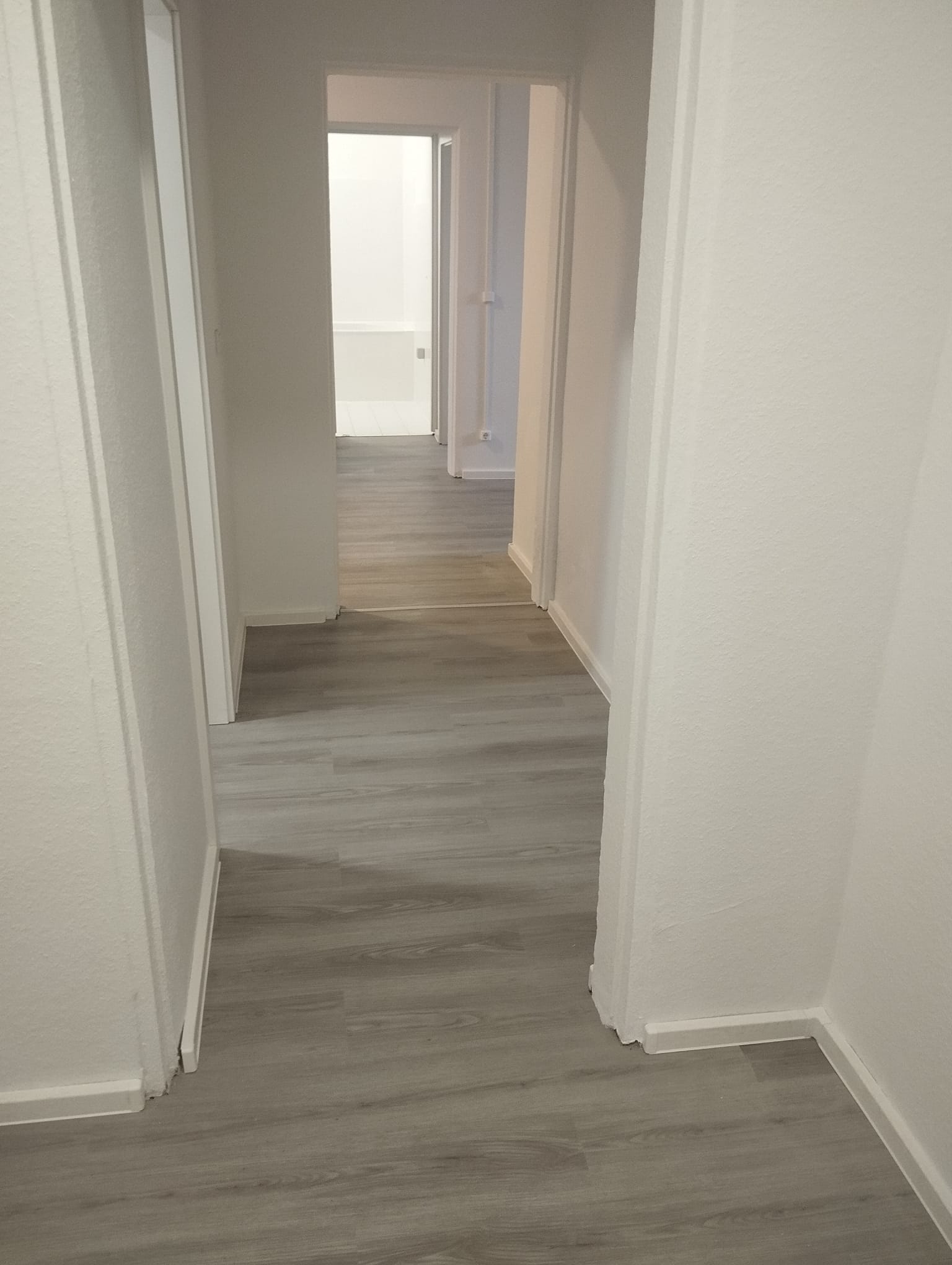 Studio zur Miete 1.400 € 4,5 Zimmer 96,7 m²<br/>Wohnfläche 5.<br/>Geschoss ab sofort<br/>Verfügbarkeit Grevesmuehlener Strasse Neu-Hohenschönhausen Berlin 13059