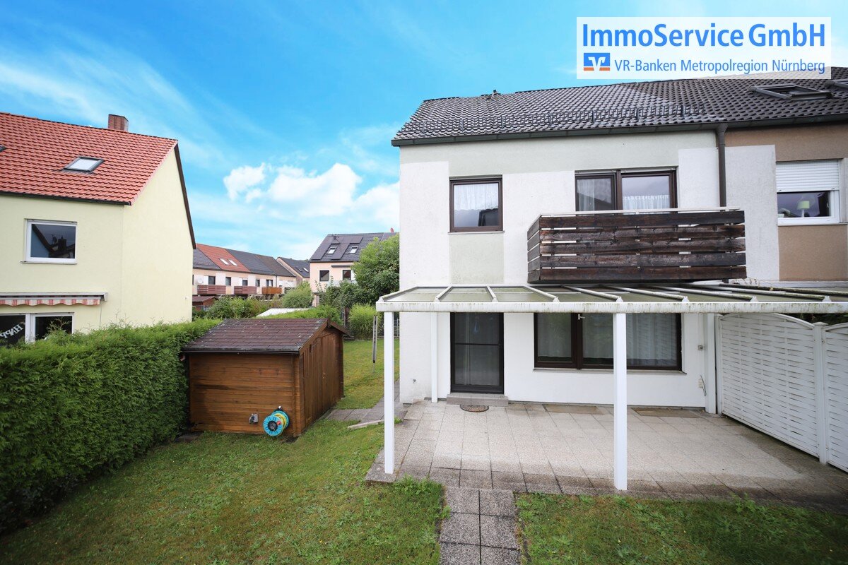 Reihenendhaus zum Kauf 450.000 € 3,5 Zimmer 106,9 m²<br/>Wohnfläche 237 m²<br/>Grundstück Röthenbach Röthenbach a.d. Pegnitz 90552