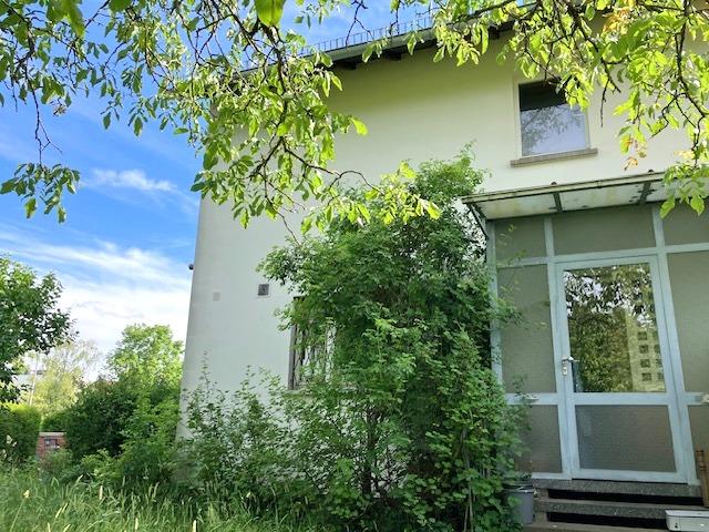 Reihenmittelhaus zum Kauf 544.000 € 5 Zimmer 90 m²<br/>Wohnfläche 309 m²<br/>Grundstück Komponistenviertel Wiesbaden 65193