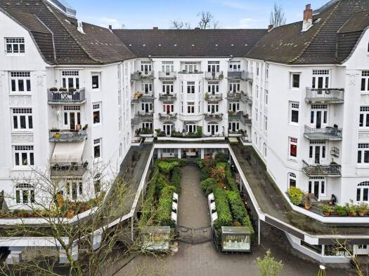 Laden zum Kauf 90 m² Verkaufsfläche Winterhude Hamburg 22999