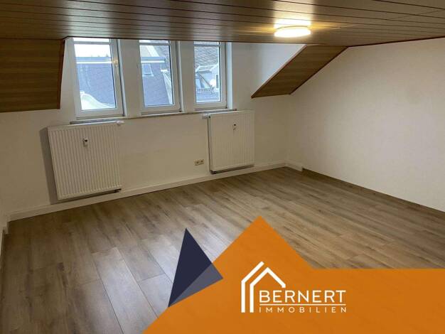 Wohnung zur Miete 520 € 4 Zimmer 102 m² 3. Geschoss Oelsnitz Oelsnitz/Vogtl. 08606