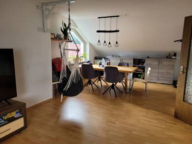 Wohnung zur Miete 680 € 3 Zimmer 86 m² Geschoss 2/3 frei ab 01.10.2025 Pfeifferhütte Schwarzenbruck 90592