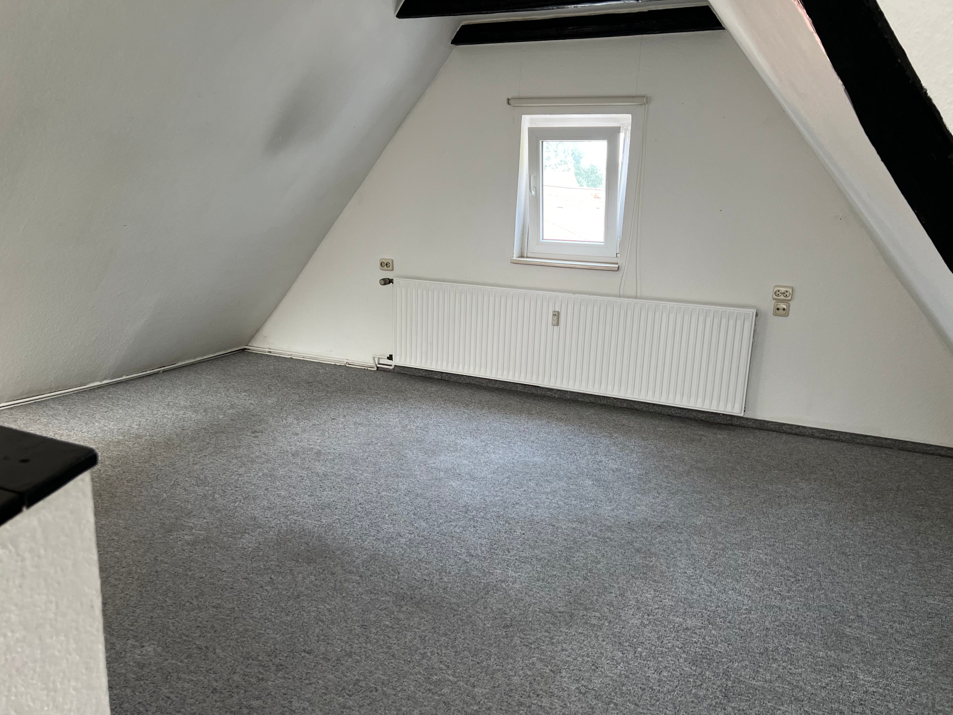 Wohnung zur Miete 440 € 3 Zimmer 46,4 m²<br/>Wohnfläche 2.<br/>Geschoss ab sofort<br/>Verfügbarkeit Alt-Vinnhorst. 52 Vinnhorst Hannover 30419