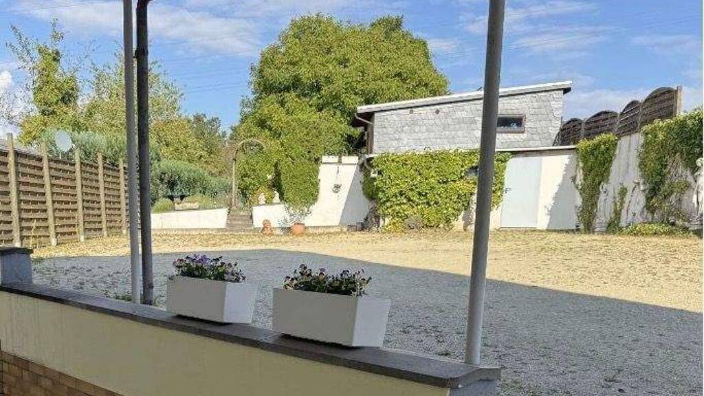 Mehrfamilienhaus zum Kauf 720.000 € 8 Zimmer 210 m² 816 m² Grundstück Kürenz Trier 54295