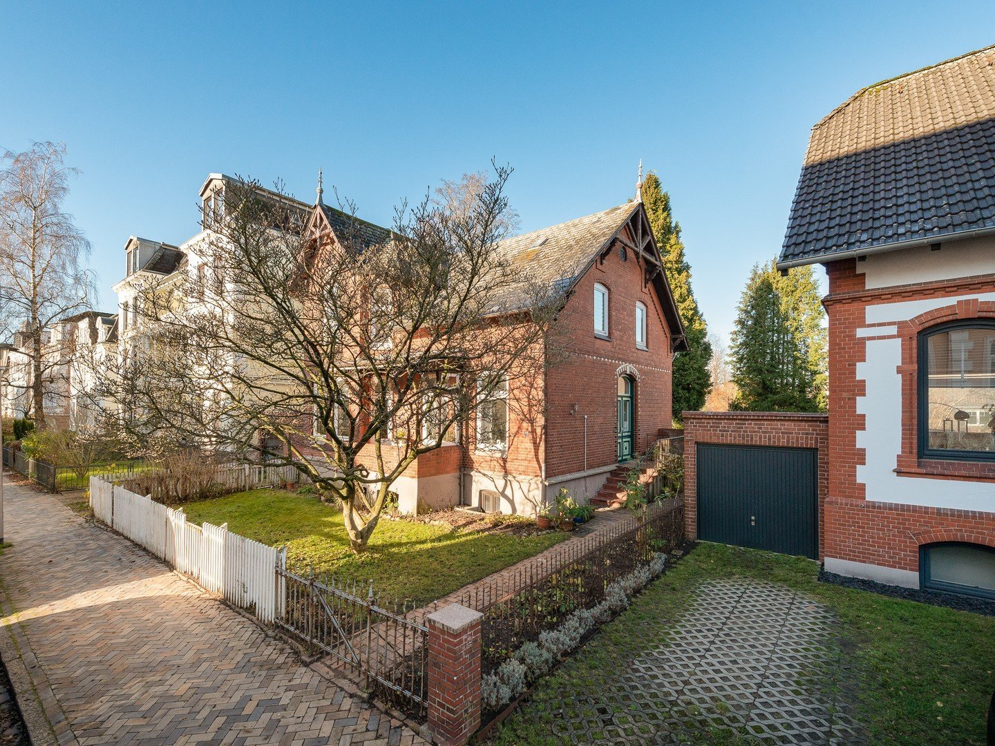 Einfamilienhaus zum Kauf provisionsfrei 575.000 € 8 Zimmer 210 m²<br/>Wohnfläche 585 m²<br/>Grundstück Moltkestr. 12 Westliche Höhe - Stadtpark Flensburg 24397