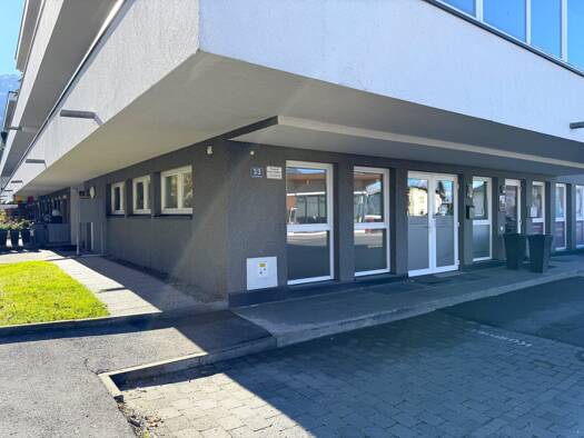 Bürofläche zur Miete 17,92 € 4 Zimmer 85 m² Bürofläche Götzens 6091
