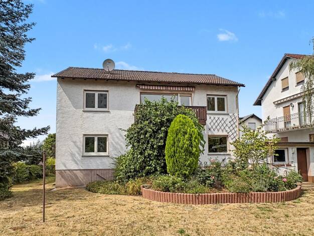 Mehrfamilienhaus zum Kauf 520.000 € 7 Zimmer 144,7 m² 921 m² Grundstück Oberdorfelden Schöneck 61137