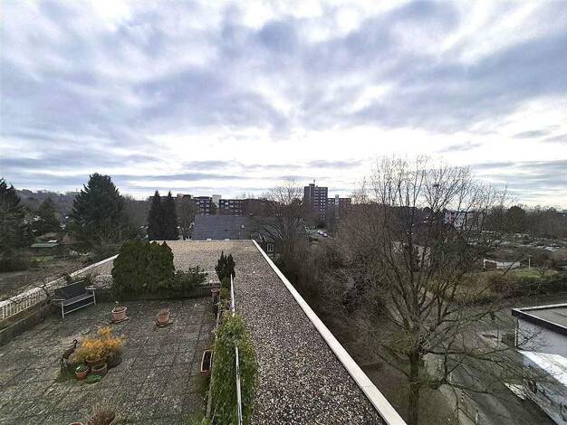 Wohnung zum Kauf 219.000 € 3 Zimmer 93 m² 4. Geschoss Überruhr-Holthausen Essen 45277