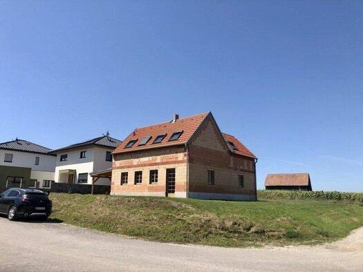 Haus zum Kauf 200.000 € 4 Zimmer 116 m² 735 m² Grundstück Maustrenk 2225