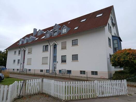 Wohnung zur Miete 900 € 3 Zimmer 92 m² 3 Geschosse frei ab sofort Langenau 89129