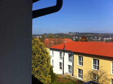Wohnung zur Miete 600 € 3 Zimmer 85 m² Geschoss 1/1 Kyffhäuserstraße 5 Burghaun Burghaun 36151