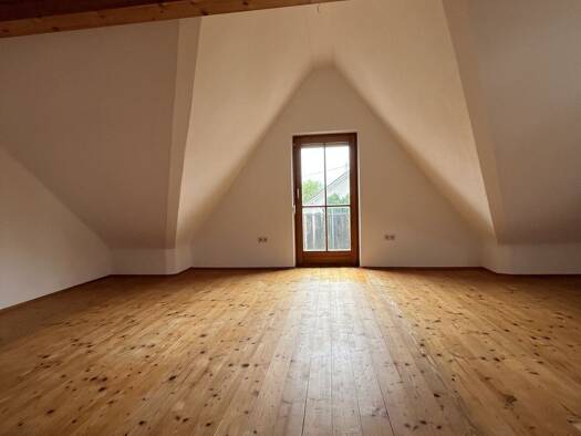 Doppelhaushälfte zum Kauf 299.000 € 6,5 Zimmer 177,3 m² 390 m² Grundstück Aldingen Aldingen 78554