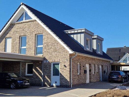 Doppelhaushälfte zum Kauf 337.400 € 4 Zimmer 127 m² 379 m² Grundstück Augustfehn I Apen / Augustfehn 26689