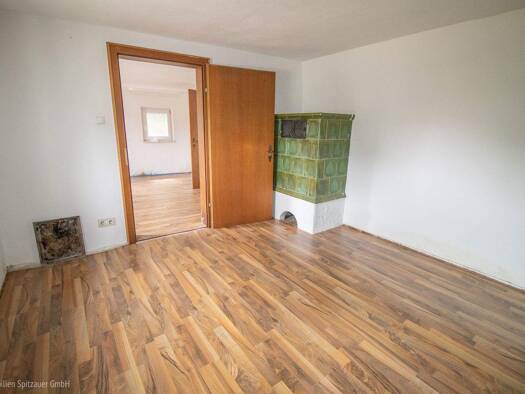 Einfamilienhaus zum Kauf 295.000 € 4 Zimmer 100 m² 577 m² Grundstück frei ab sofort Gerspoint Saaldorf-Surheim 83416