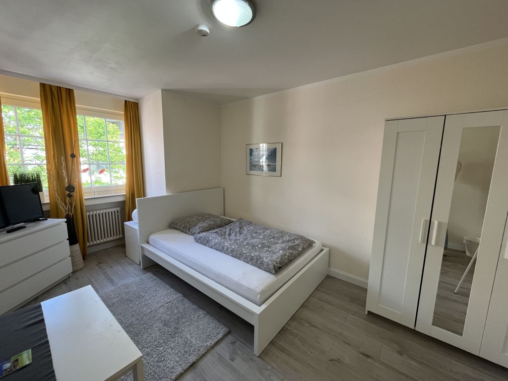 Wohnung zur Miete Wohnen auf Zeit 1.400 € 1 Zimmer 25 m²<br/>Wohnfläche ab sofort<br/>Verfügbarkeit Schinkelstraße Pempelfort Düsseldorf 40211