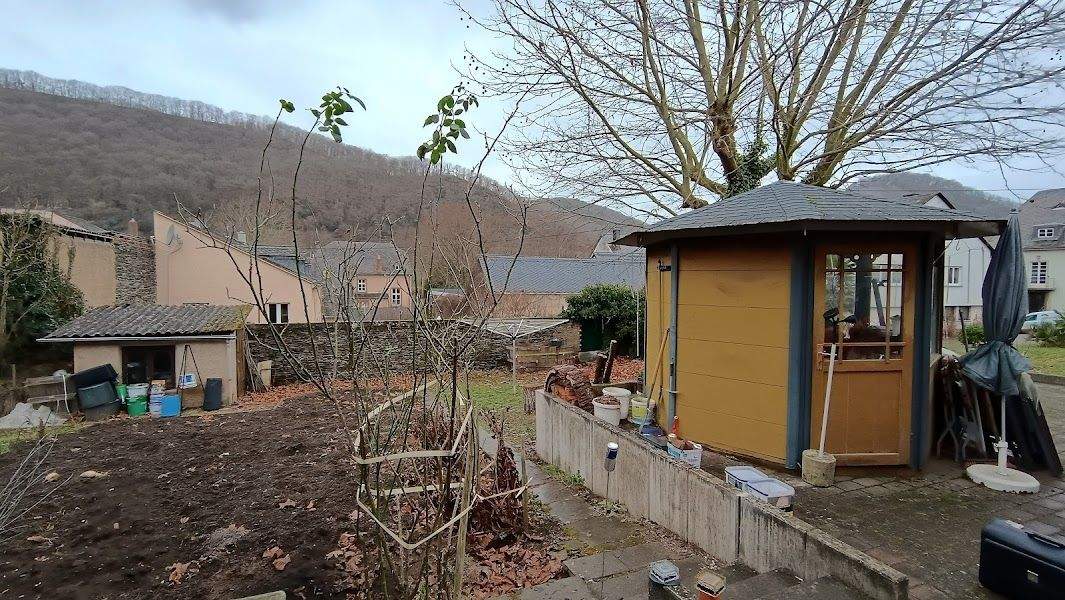 Immobilie in Neumagen-Dhron - Einfamilienwohnhaus mit Garage und Garten und Platzreserve  / Reihenendhaus - Bild 4