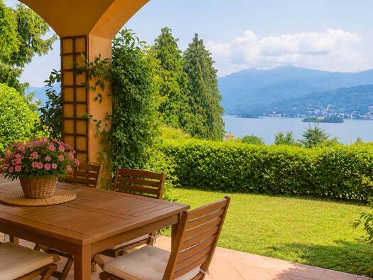 Wohnung zum Kauf 560.000 € 4 Zimmer 80 m² Seeblick Stresa 28838