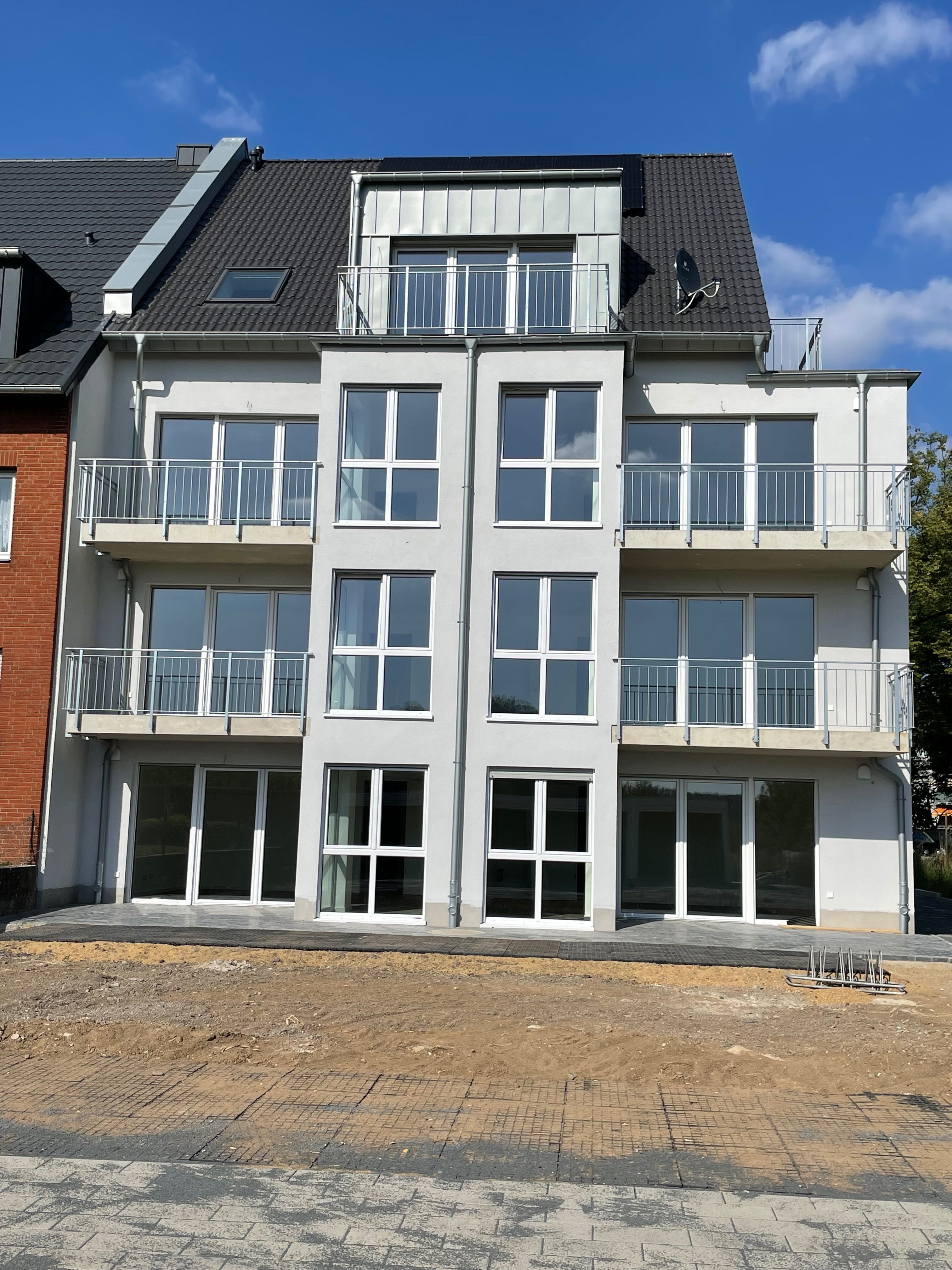 Penthouse zur Miete 1.100 € 3 Zimmer 84 m²<br/>Wohnfläche 3.<br/>Geschoss 01.01.2025<br/>Verfügbarkeit Alte Neusserlandstr. 143 Fühlingen Köln 50769