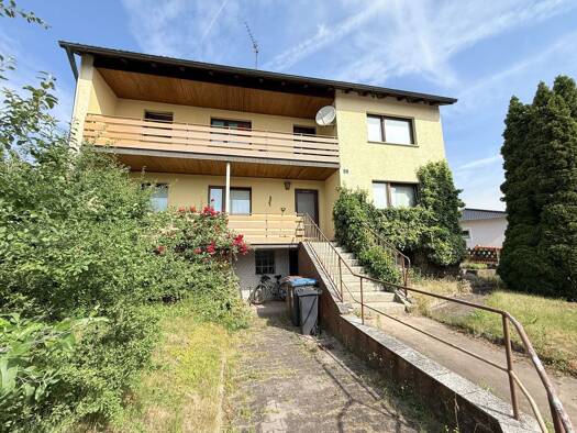 Einfamilienhaus zum Kauf 278.000 € 8 Zimmer 153 m² 270 m² Grundstück frei ab sofort Gößenreuth Grafenwöhr 92655