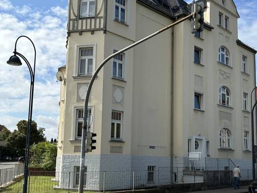 Wohnung zur Miete 405 € 2 Zimmer 70,6 m² 1. Geschoss Jägerstraße 94 Naumburg 06618