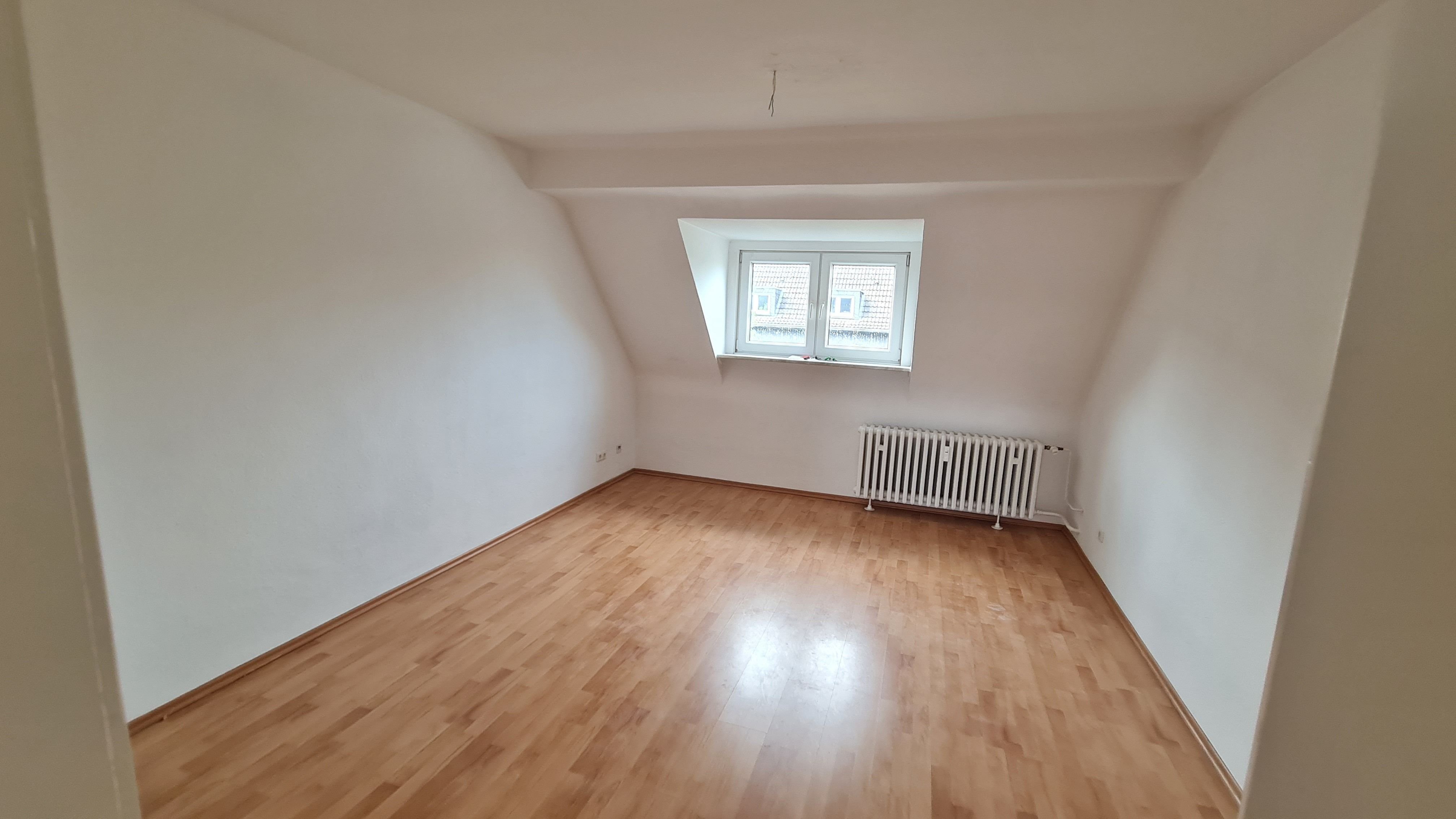 Wohnung zur Miete 499 € 3 Zimmer 65 m²<br/>Wohnfläche 4.<br/>Geschoss Grabenstr. 211 Neudorf - Süd Duisburg 47057