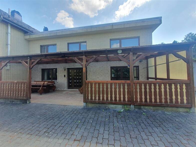 Einfamilienhaus zum Kauf 190.000 € 8 Zimmer 158 m² 985 m² Grundstück Raubach , Westerw 56316