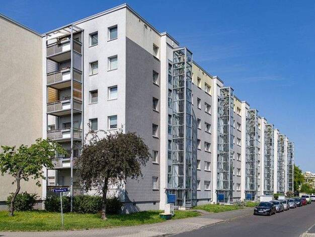 Wohnung zur Miete 521 € 3 Zimmer 64,3 m² 4. Geschoss frei ab 21.03.2026 Spremberger Str. 26 Prohlis-Süd Dresden 01239