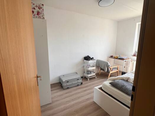 WG-Zimmer zur Miete 320 € 11 m² Geschoss 7/8 frei ab 01.08.2026 Gerbrunn 97218