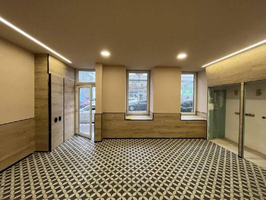 Laden zur Miete 14,49 € Wien 1160