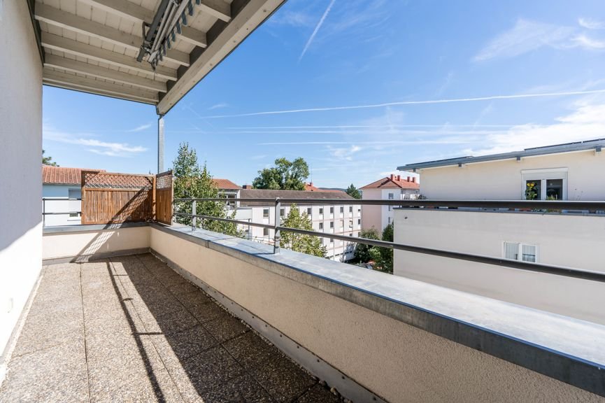 Penthouse zum Kauf 475.000 € 3,5 Zimmer 99 m²<br/>Wohnfläche 6.<br/>Geschoss Humboldtstrasse 10 Weil am Rhein Weil am Rhein 79576