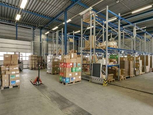 Lagerhalle zur Miete 4,30 € 5.560 m² Lagerfläche - Mitte Bergkamen 59192