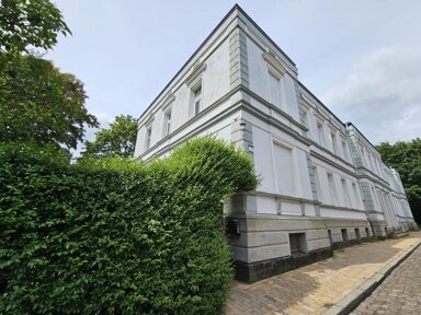 Mehrfamilienhaus zum Kauf als Kapitalanlage geeignet 1.300.000 € 35 Zimmer 848 m² 2.015 m² Grundstück Friedrichsort Kiel 24159