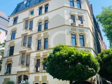 Mehrfamilienhaus zum Kauf als Kapitalanlage geeignet 2.850.000 € 24 Zimmer 593 m² 310 m² Grundstück Frankfurt 60318