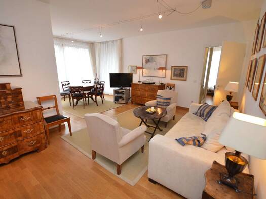 Wohnung zur Miete 1.990 € 2 Zimmer 67 m² 1. Geschoss frei ab 01.08.2026 Westend-Nord Frankfurt am Main 60322