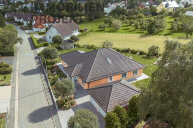 Bungalow zum Kauf 679.000 € 4 Zimmer 158,6 m² 1.359 m² Grundstück Steinanger 2 Pittersdorf Hummeltal 95503