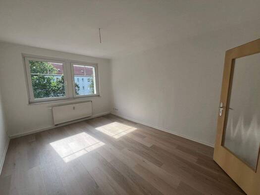 Wohnung zur Miete 180 € 1 Zimmer 33 m² 3. Geschoss frei ab sofort Eckersbacher Höhe 80 Eckersbach Zwickau 08066