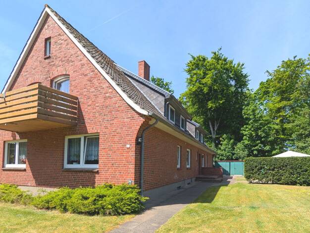 Mehrfamilienhaus zum Kauf 890.000 € 12 Zimmer 241 m² 1.075 m² Grundstück Fasanenweg 13 Wyk auf Föhr 25938