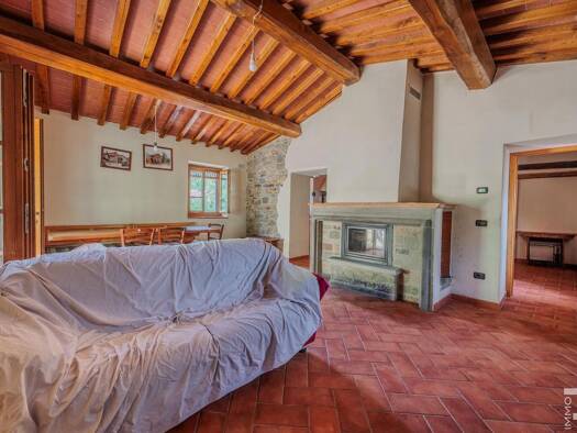 Bauernhaus zum Kauf 450.000 € 2 Zimmer 300 m² 1.000 m² Grundstück frei ab sofort Chitignano 52010