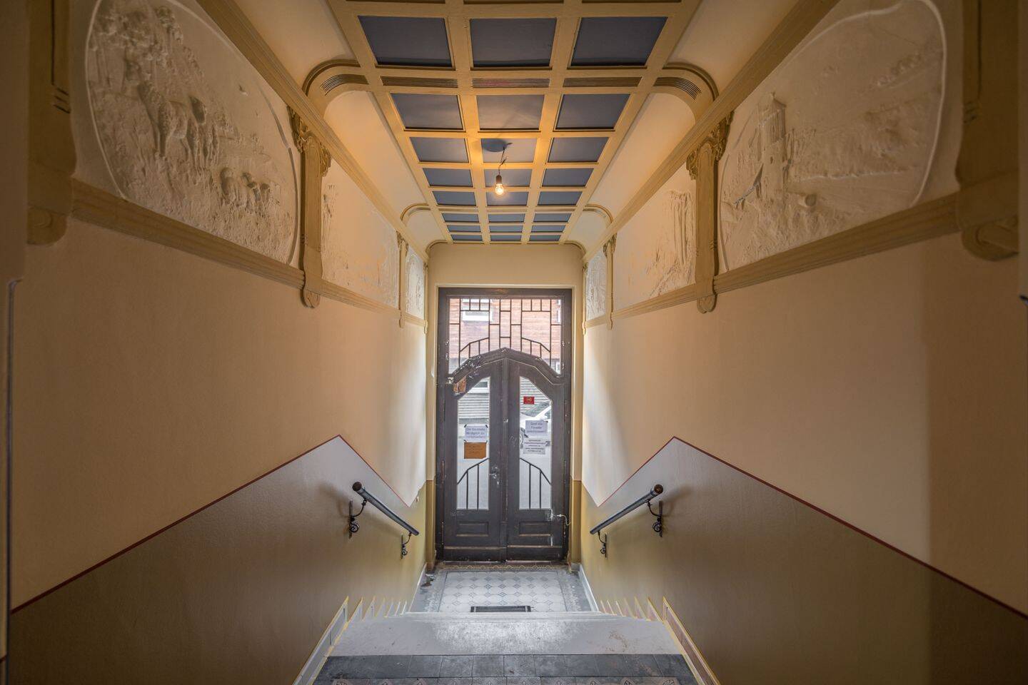 Property thumbnail 9