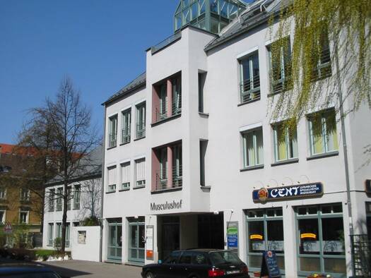 Laden zur Miete 1.000 € Heilig-Kreuz-Straße 24 Innenstadt Innenstadt 86152