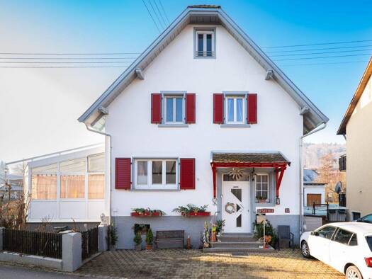 Einfamilienhaus zum Kauf 445.000 € 8 Zimmer 207 m² 374 m² Grundstück frei ab 01.02.2026 Wahlwies Stockach 78333