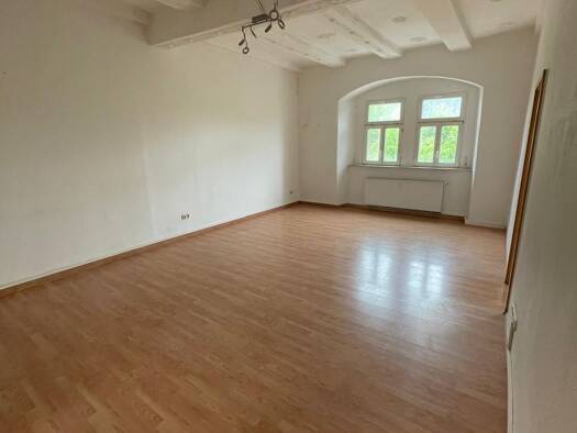 Wohnung zur Miete 553 € 3 Zimmer 78,9 m² Geschoss 2/3 frei ab sofort Markt 17 Sangerhausen Sangerhausen 06526