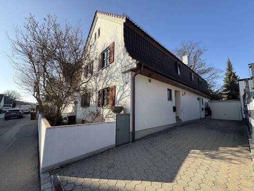 Haus zum Kauf 449.900 € 5 Zimmer 100 m² 200 m² Grundstück frei ab sofort Lechhausen Lechhausen 86167