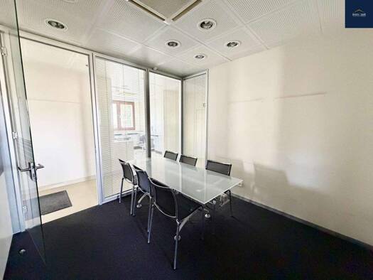 Bürofläche zur Miete 3.024 € 252 m² Bürofläche teilbar ab 125 m² Bernhausen Filderstadt 70794