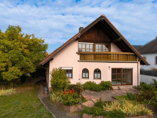 Einfamilienhaus zum Kauf 449.500 € 4 Zimmer 171,2 m² 818 m² Grundstück Zellingen Zellingen 97225